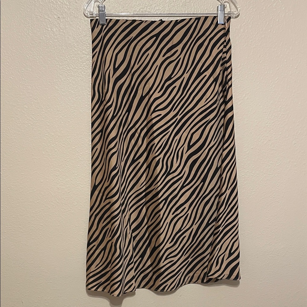Animal Print Silky Skirt